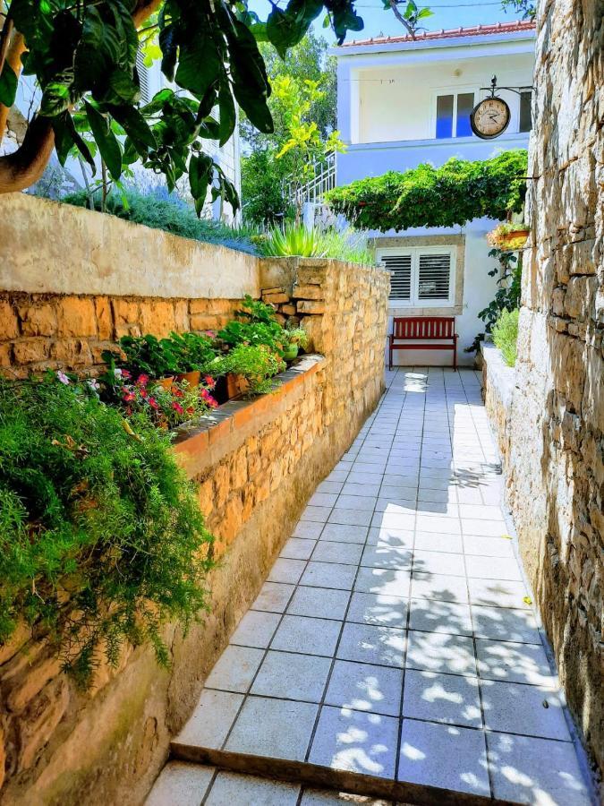 Apartments Neno Korcula Town Bagian luar foto
